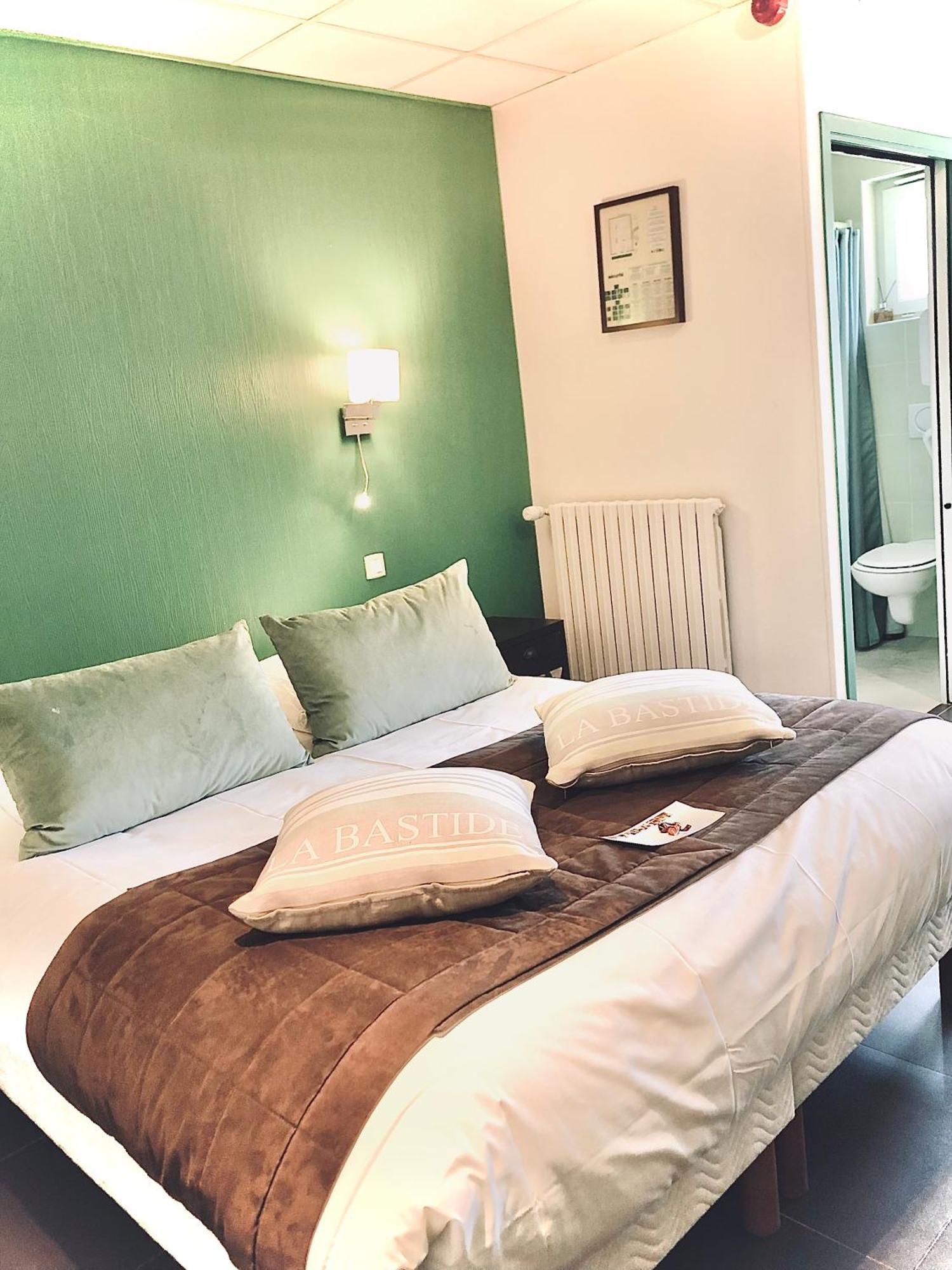Logis Hotel Restaurant Spa L'Auberge Du President 코르메이유 외부 사진